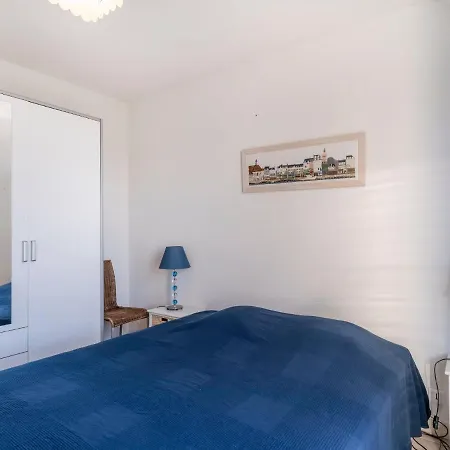 Les Marines 1 Et 2-7 By Interhome Appartement Cabourg