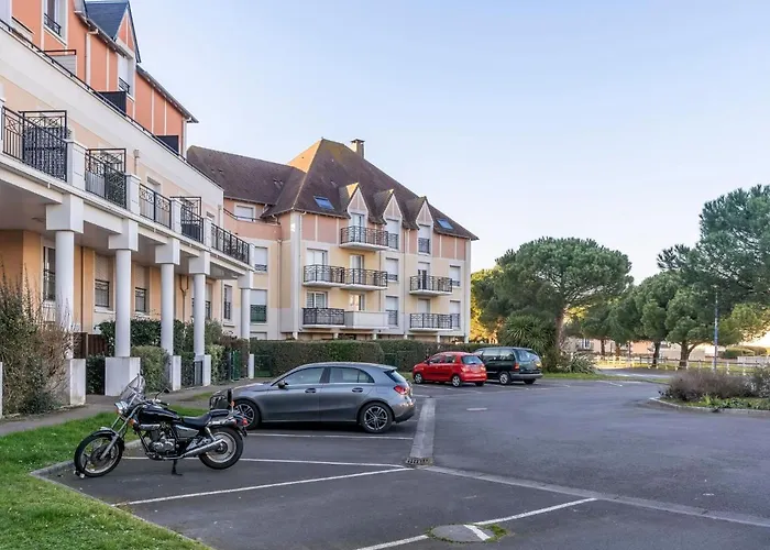 Les Marines 1 Et 2-7 By Interhome Cabourg