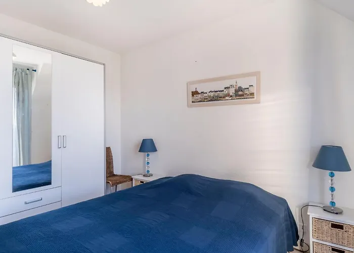 Les Marines 1 Et 2-7 By Interhome Apartamento Cabourg